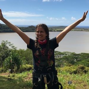 Meet your Posher, Andie